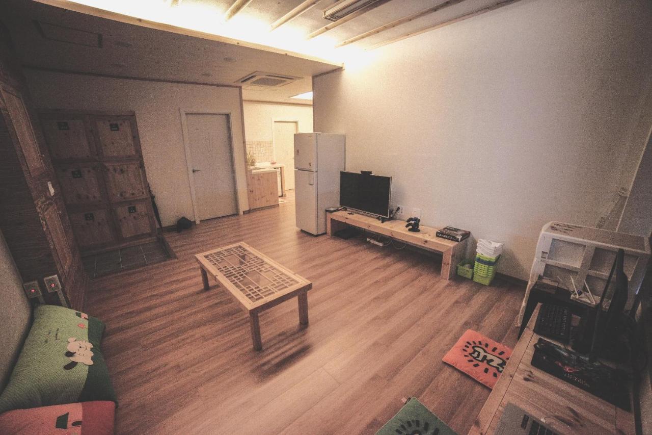 Wansangolgh Guest House Jeonju Extérieur photo